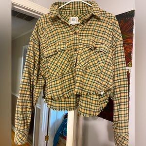 cute cropped flannel from urban outfitters!